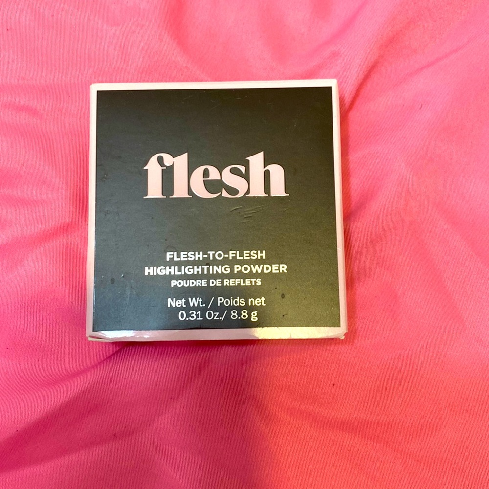 FLESH - FLESH TO FLESH HIGHLIGHTING POWDER in “ JUMP”